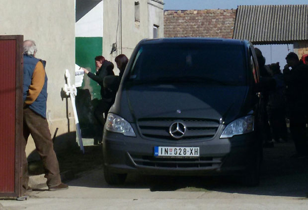 ХРАБРИ МАЛИШАН НЕСТАО У ПЛАМЕНУ - Рекао је браћи: Бежите, ја ћу да угасим ватру!